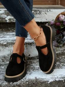 Scarpe Mary Jane con piattaforma di nicchia, ballerine con tomaia bassa per donne taglia forte, mocassini con suola morbida 2025 Primavera Autunno Nuovi Oxford versatili slip-on stile britannico