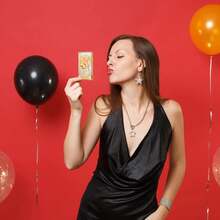 12 件创意金色 50 岁开瓶器，适合 50 岁生日派对回礼、宾客礼物、流行金色主题派对装饰，适合 50 周年结婚纪念派对、家庭聚会礼物、节日和派对用品 - 金色 - 查看 8