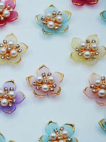 10/30pcs 25mm Gold-Rimmed Rhinestone 5-Petal Flowers For DIY Jewelry, Shoes, Clothing, Bags, Crafts, Gifts - Color Mixing - View 1