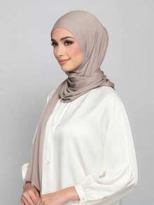 1pc Instant Jersey Hijab Made By Soft, Breathable, And Anti-Pilling Fabric. Tie-On Hijab. Suitable For Year-Round Use And Daily Wear By Muslims. - Light Beige - View 4