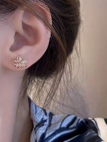 1Pair Fashion Floral Square Cubic Zirconia Stud Earrings For Women Sparkling Petals Synthetic Inlaid Elegant Design Perfect For Parties Dates Gifts Daily Wear Valentine Mom Mother Day - 彩色 - 查看 8