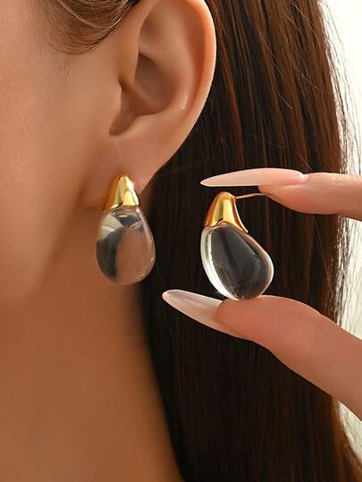 CVNANA 2 đôi bông tai hình giọt nước bằng acrylic trong suốt màu vàng ánh kim, dành cho nữ - Thiết kế tối giản thời trang, phù hợp để đeo hàng ngày, phối với trang phục thường ngày, làm phụ kiện dự tiệc | Món quà Valentine hoàn hảo, phụ kiện lãng mạn tinh tế | Quà tặng ngày lễ