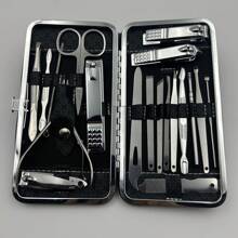 Set professionale avanzato di coltelli per unghie in acciaio inossidabile, set di 19 in 1 con tagliacuticole, rimozione del cerume e lima per unghie, set per la cura delle unghie e dei piedi, strumenti affilati e durevoli, portatili, con borse nere, rosse e oro rosa, accessori, custodie, valigette, strumenti professionali per unghie per uomini, donne, amici e genitori come regalo, per uso domestico o personale