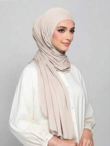 1件装速戴针织头巾，采用柔软透气、不易起球的面料制成。系带式头巾。适合穆斯林全年日常佩戴。 - 62杏色 - 查看 5