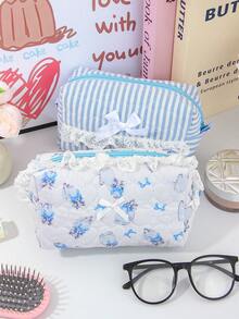 1 件粉色和蓝色条纹/熊/花朵/蝴蝶结甜心蕾丝绗缝化妆收纳包高颜值甜美清新 Ins 风格学生女生手提包旅行收纳包洗漱包大容量学生通用笔袋可存放化妆品、护肤品、笔、手机、零钱、钥匙、珠宝等生日礼物、返校礼物、周年纪念礼物度假旅行必需品暑假学校用品包女士旅行包化妆包 - 彩色 - 查看 5