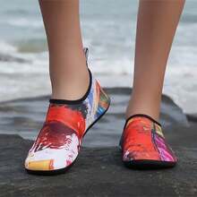 Women's Graffiti Style Water Shoes, New Design Indoor Yoga Shoes, Breathable Comfortable Non-Slip Anti-Cut Leisure Holiday Wetland Shoes