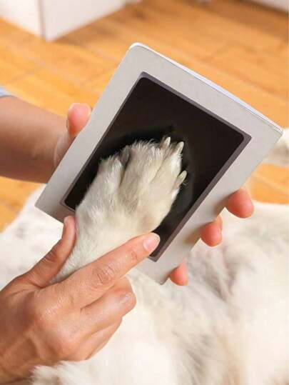 1 pieza Juego de huellas de pata de mascota, sello para limpiar, adecuado para registrar las huellas del crecimiento de las mascotas, apto para gatos, perros y otras mascotas, adecuado para conmemorar el nacimiento, registrar el crecimiento de la huella, se puede enmarcar, se puede registrar el crecimiento del bebé, con significado conmemorativo, adecuado para una variedad de regalos festivos, apto para uso en interiores y exteriores.
