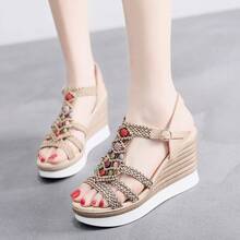 Women Platforms & Wedge Sandals