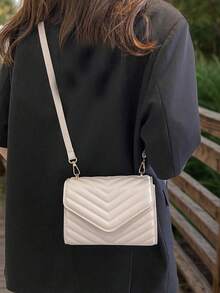 时尚压花翻盖迷你斜挎包，简约实用，多功能 - 米色 - 查看 3