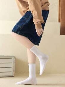6 双女士黑白简约日常中筒袜，秋季袜子 - 黑與白 - 查看 2