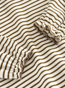 2 件套幼儿女孩休闲简约风格大翻领长袖条纹上衣和纯色喇叭裤套装，春秋