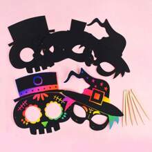 Set de 8 piezas Kit de máscaras de arañazos de Halloween DIY con papel de rascar arcoíris, máscaras y lápices de madera con cintas para decoración de fiestas de Halloween