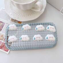 8件热销可爱闪亮流汗云冰箱贴。磁性磁铁，石质树脂白云水杯装饰，留言贴纸，个性化礼品，家居装饰，家居用品，厨房装饰，厨房用品，冰箱装饰，节日最佳礼物，