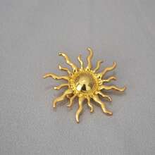 1 szt. Gładka złota broszka ze stopu cynku w kształcie słońca, geometryczna ozdoba do sukienki