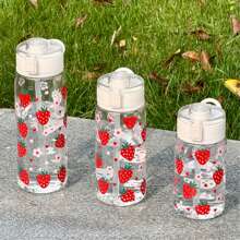 HILAKE 1 pieza Botella de agua de plástico de 16oz con estampado lindo de fresa, portátil, taza reutilizable a prueba de fugas, botella para café helado, adecuada para picnics, camping, uso diario, oficina, fiestas, gran opción para diversos regalos festivos, regalos de cumpleaños, Día de la Madre, aniversario.