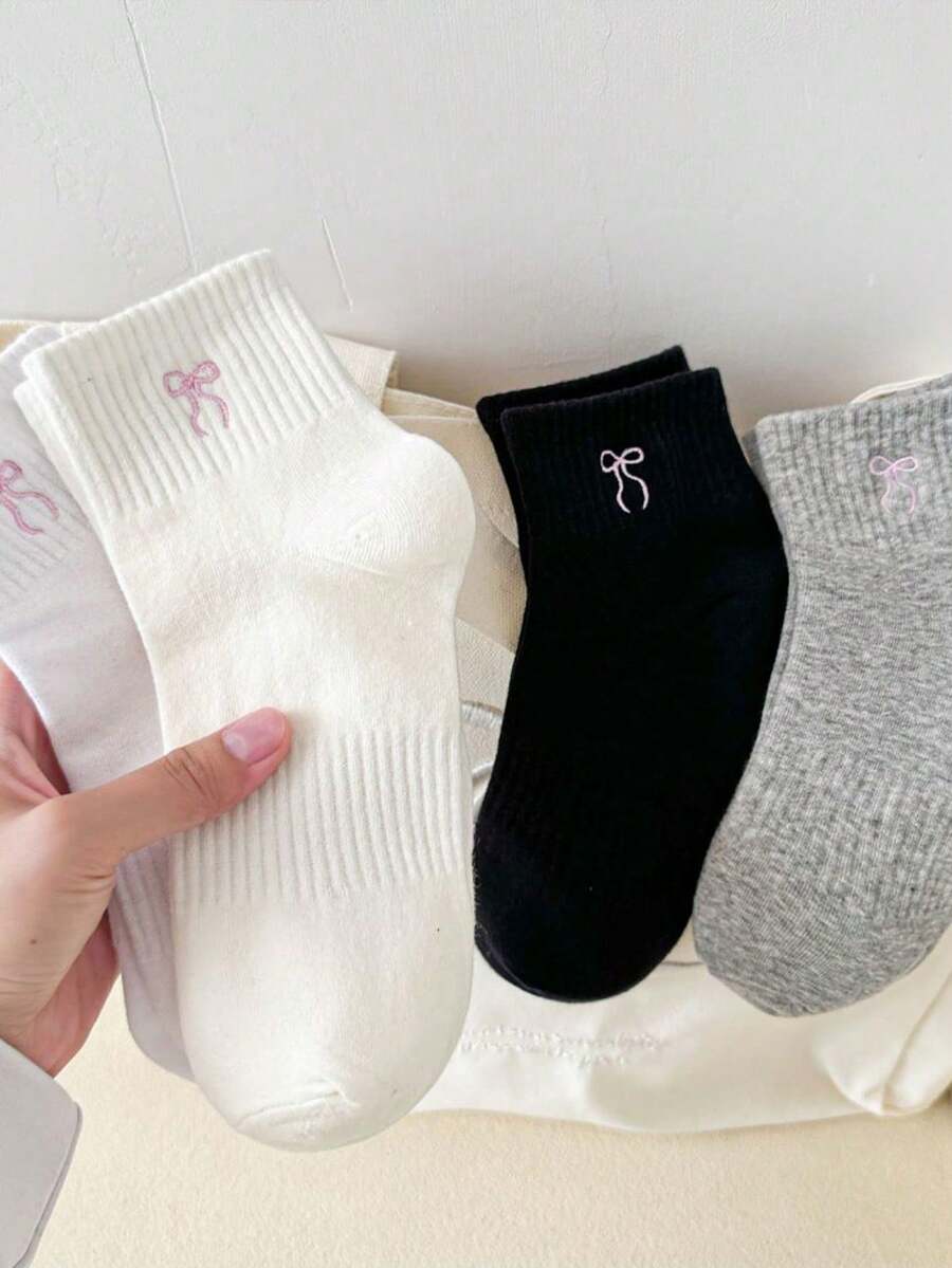 4 Pairs Women's Solid Color Mid-Calf Socks, Seasonal Socks, Cute Bow Mid-Calf Socks, Sweet & Cute Mid-Calf Socks, Comfortable Sports Socks, Suitable For Daily Casual Wear, Cute Sweet Pure Style, Suitable For Indoor And Outdoor Activities