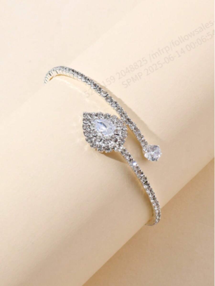1pc Rhinestone & Zirconia Beads Criss-Cross Stretch Bracelet, Suitable For Daily Wear