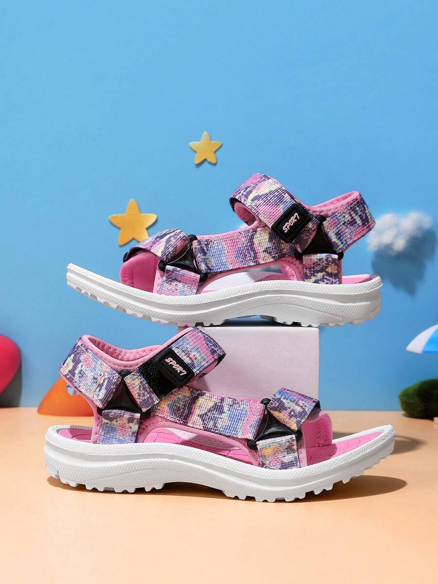 女宝宝春夏低帮运动凉鞋，涂鸦印花鞋面，可爱百搭，双层防滑耐磨大底，适合沙滩、度假、运动