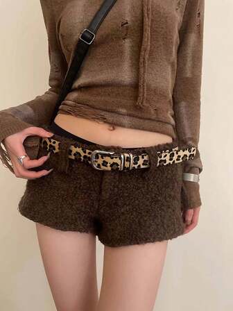 1 ชิ้น เข็มขัดเอวหนังPUลายเสือดาว ความรู้สึกเป็นสินค้าคุณภาพสูง ใช้ในฤดูใบไม้ร่วง ฤดูใบไม้ร่วง และวันฮาโลวีน