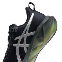 Asics Zapatillas de running NOVABLAST 5 LUXE para hombre 1011C031-001, calzado deportivo casual con amortiguación suave y ligera - Dorado/Negro - Ver 8