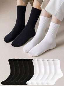 12 pares de meias brancas femininas de cano médio, confortáveis e modernas, adequadas para uso diário, esportivo e casual, podem ser usadas o ano todo.
