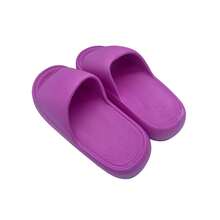 LULI PATOTAS Luli Sandalias modelo Nubia. Slide lisas unisex de suela gruesa, estilo nube, cómodas y antideslizantes para casa, playa o baño. - Rosa Fucsia - Ver 3