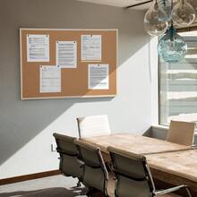 1/2 块木质框架软木板，15.75 英寸 X 11.8 英寸，带钉子的钉板，用于墙壁，木质框架，适用于办公室、家庭和学校墙壁（包括钉子、吊环螺钉、绳子、螺丝）学校用品，返校