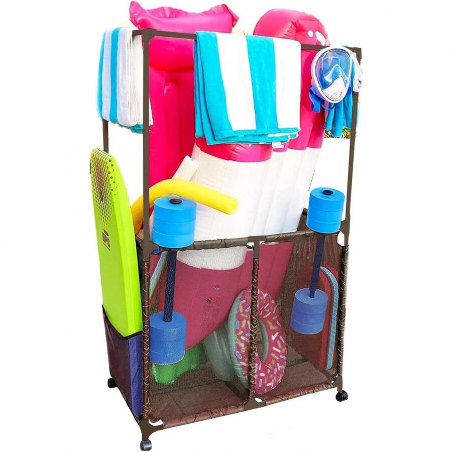 Portador de equipos de piscina con barras para secar toallas "Esencialmente Tuyo", organizador de almacenamiento rodante de malla para piscina, extra grande con colgador de toallas, (87,6 cm An x 63,5 cm L x 159 cm Al) - Marrón - Ver 1