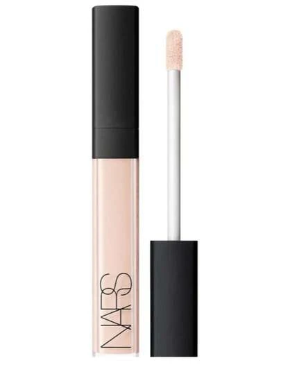 Radiant Creamy Concealer Light 2 Vanilla 1232, 0.22 Oz/ 6 Ml