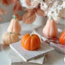 1 pièce Bougies en forme de citrouille de Thanksgiving aux parfums automnaux. Bougies chauffe-plat à la citrouille pour la décoration de la maison. Bougie à la cire artisanale parfumée pour la chambre, la salle de bain ou les fêtes (6 options de couleurs, parfumées)