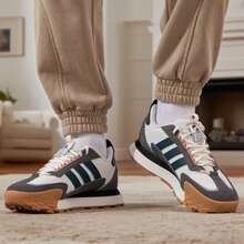 Adidas 男女同款 Futro Mixr 复古时尚休闲厚底运动鞋、跑步鞋、休闲运动鞋，采用拼色设计，适合夏季日常穿着 - 漢玉白/灰色/藍色 - 查看 6