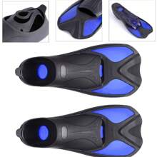 1 Coppia di pinne da sub con doppia membrana, adatte per uomini e donne, per immersioni, pesca subacquea, snorkeling e nuoto. Pinne corte e comode, in silicone, adatte per principianti. Pinne da sub professionali in plastica, adatte per adulti e bambini, con forma a foglia corta.