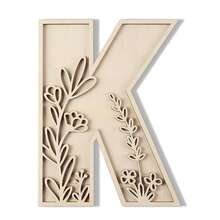 1 件木制装饰品，字母设计家居装饰工艺品