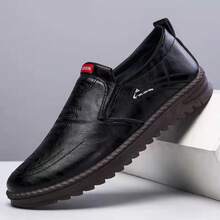 Men's Leather Shoes New Soft Sole Comfortable Casual Men's Shoes Rubber Sole Slip-On Lazy Shoes - 黑色 - 查看 1