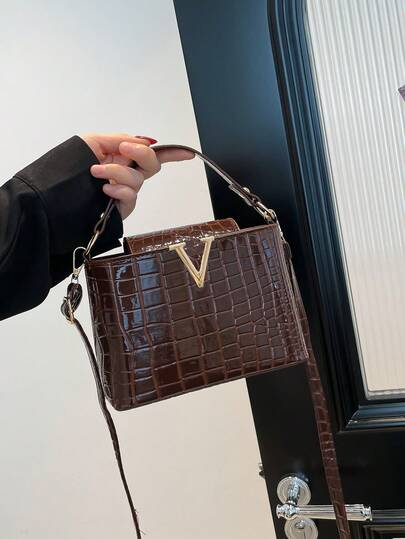 Luxury Brand Women's Handbag, Crocodile Embossed High-Quality Stone Texture Tote Bag, Small Niche Fashion Versatile Shoulder Bag, 2025 New Large Capacity Retro Casual Street Tote, Minimalist Celebrity Style Glossy High-End Crossbody Bag, 2025 New Elegant Large Capacity Mother Bag, Fashion Personalized Pillow Bag, Black Burgundy Color Ladies Bag , Mum Gifts