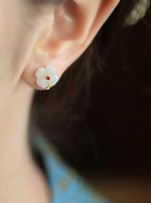 1 Par de Pendientes de Diseño Vintage con Piedra de Jade Afortunada y Pendientes de Tachuela con Trébol de Jade Blanco