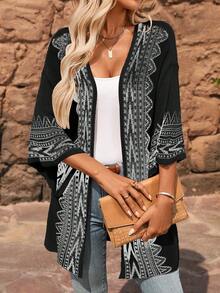 Plus Size Women Geometric Print Batwing Sleeve Loose Cardigan For Holiday - Black and White - View 4