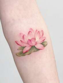 1 件逼真的荷叶图案临时纹身，防水防汗，适合时尚人士日常使用，可持续 1-3 天