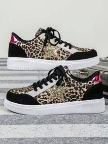 Baskets décontractées mode homme, imprimé léopard. Série urbaine, patchwork multicolore, pour le travail, le sport, les voyages, style plat, bout rond, basse, respirantes, multifonctionnelles. Cadeau de vacances, chaussures de sport homme