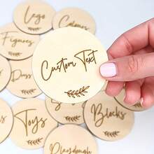 [定制] 1 件个性化木制玩具箱收纳标签，收纳箱标签，现代游戏室装饰，可定制卧室标牌，支持姓名定制，优质木制家居收纳