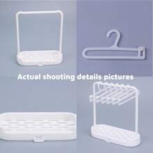 11/10 piezas Juego de mini perchas para Labubu, Estante de ropa para muñecas de 17 cm con ensamblaje modular, Mueble de casa de muñecas de plástico blanco Kawaii, Organizador de ropa mini para estante de ropa de muñecas - Para armario de BJD/muñecas, Accesorios de fotografía de juguetes, Exhibición de cosplay, Decoración de habitación Kawaii, Regalo de cumpleaños para coleccionistas