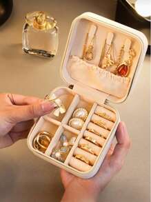 1/5 pièces Boîte à bijoux, petite boîte de rangement de bijoux de voyage en PU, boîte d'affichage et de rangement de bijoux portable à double couche, boîte à bijoux de mariage pour boucles d'oreilles, bagues, colliers, bracelets, nail art, cadeaux pour la fête des mères, cadeaux de demoiselle d'honneur, cadeaux de Noël, cadeaux d'Halloween, cadeaux pour femmes, cadeaux de mariage pour femmes, organisateur de rangement, essentiels de voyage, retour à l'école, rangement pour le dortoir