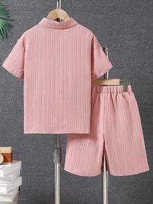 Boys' Casual Wavy Texture Short Sleeve Shirt & Shorts Set, Lightweight Breathable Solid Color, Suitable For Spring/Summer - Pink - View 2