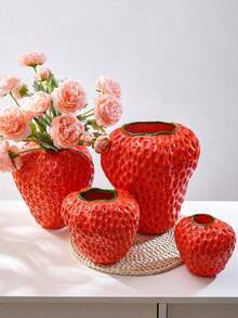 1 个草莓形花瓶 - 北欧植物风格，柔和的马卡龙色调，纹理种子细节，适合鲜花和多肉植物，装饰厨房和餐桌，非常适合生日、乔迁和所有季节的礼物