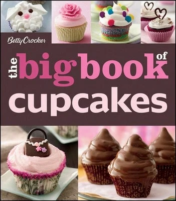 Pre-Owned The Betty Crocker The Big Book Of Cupcakes (Paperback) By Betty Crocker
