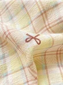 3pcs Beige Line & Bow Printed Bedding Set (1 Duvet Cover + 2 Pillowcases) 100% Polyester, No Insert, Machine Washable