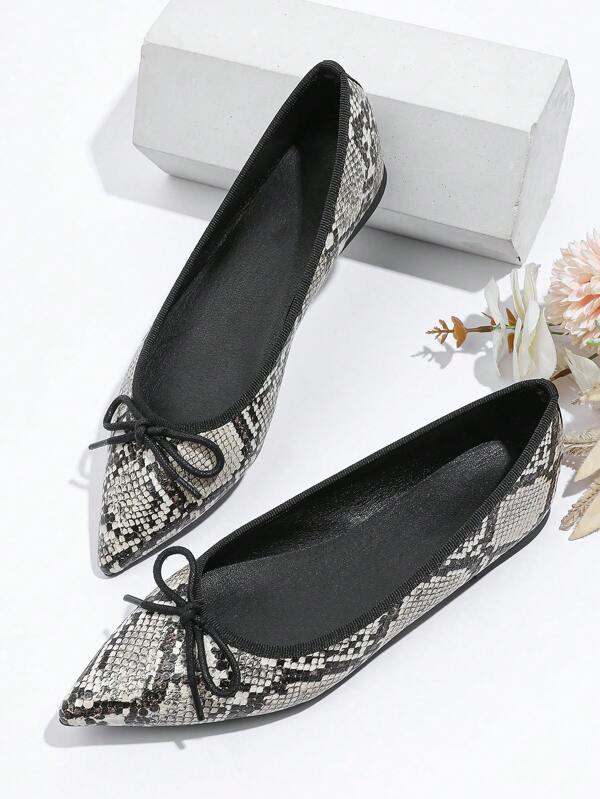 1 paire de chaussures plates élégantes pour femmes avec motif peau de serpent, imprimé animal et nœud papillon. Bout pointu. Convient pour la plage, les vacances, les mariages, les fêtes, la maison, le bureau, l'extérieur, toutes les saisons
