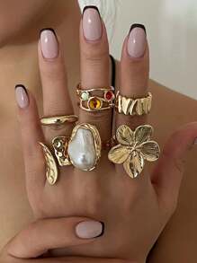 6 pièces/Set Bague en métal rétro décorée de fleurs et de pierres gemmes, bagues de style baroque élégantes avec faux perles, bagues punk rock dorées pour les phalanges, convenant pour un port quotidien, les fêtes, les cadeaux, accessoires de mode multifonctionnels, cadeaux pour la Saint-Valentin, la fête des Mères