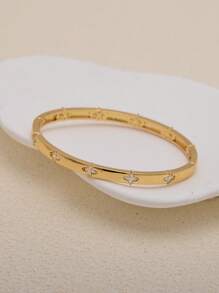 1pc Elegant Golden Four-Leaf Clover Bangle Bracelet, Cubic Zirconia Inlay Copper, Women Jewelry Gift, Suitable For Layering & Daily Wear, Ideal For Girls, Valentine's Day, Mother's Day