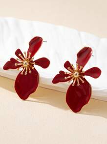 A Pair Of Women's Gradient Floral Oil-Dropping Exaggerated Earrings Fashionable High-End Sense Sweet Style Versatile Earrings